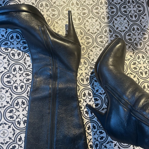 Rocco P black leather high heeled boot - Picture 5 of 9
